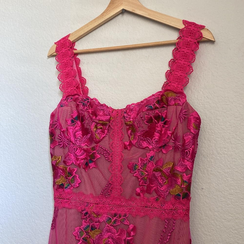Bronx and Banco Hot Pink Lace Appliqué Asymmetric Midi Dress - Picture 7 of 16